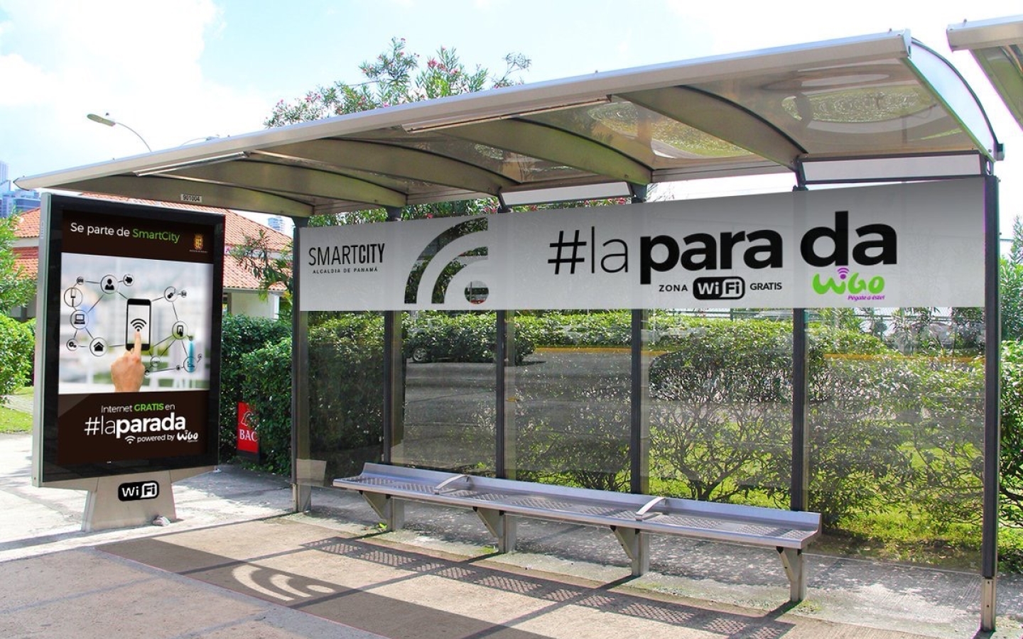 Panama smart bus shelter, JCDecaux Top Media